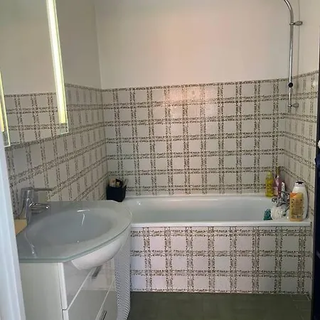 Apartment Petit Deux Pieces Avec Piscine